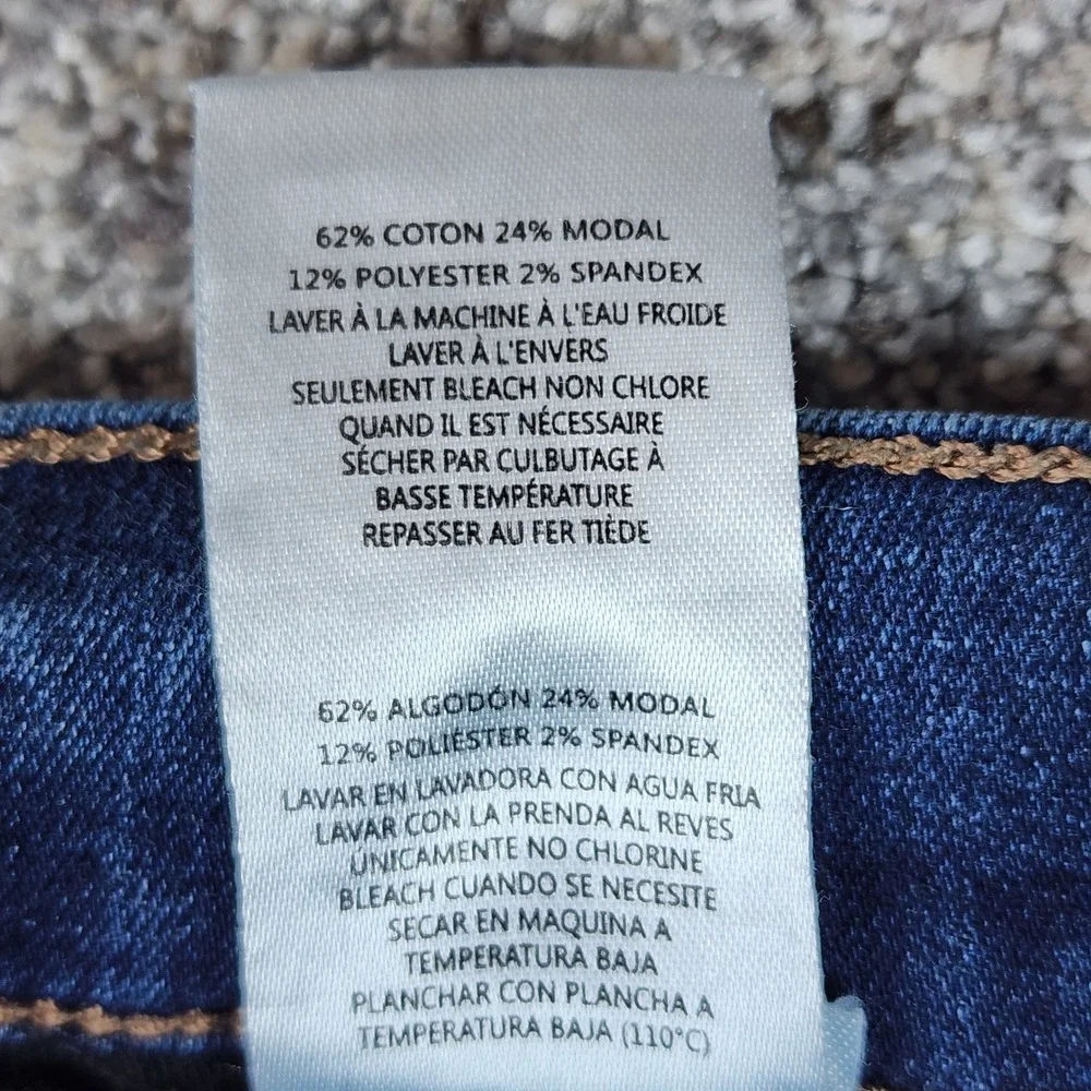 Joe's Jeans Brixton Straight Narrow Mens 36 Medium Wash Stretch EUC Retails $228